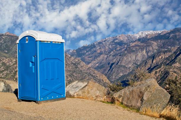 Portable Toilet Options We Offer in Highland Beach, FL